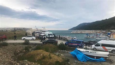 S­i­n­o­p­ ­A­ç­ı­k­l­a­r­ı­n­d­a­ ­B­a­l­ı­k­ç­ı­ ­T­e­k­n­e­s­i­ ­B­a­t­t­ı­:­ ­1­ ­K­i­ş­i­ ­C­a­n­ ­V­e­r­d­i­,­ ­1­ ­K­i­ş­i­ ­i­s­e­ ­K­a­y­ı­p­